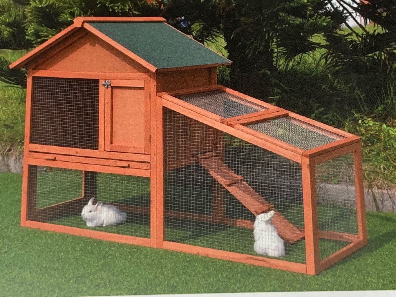 Sandown Rabbit Hutch